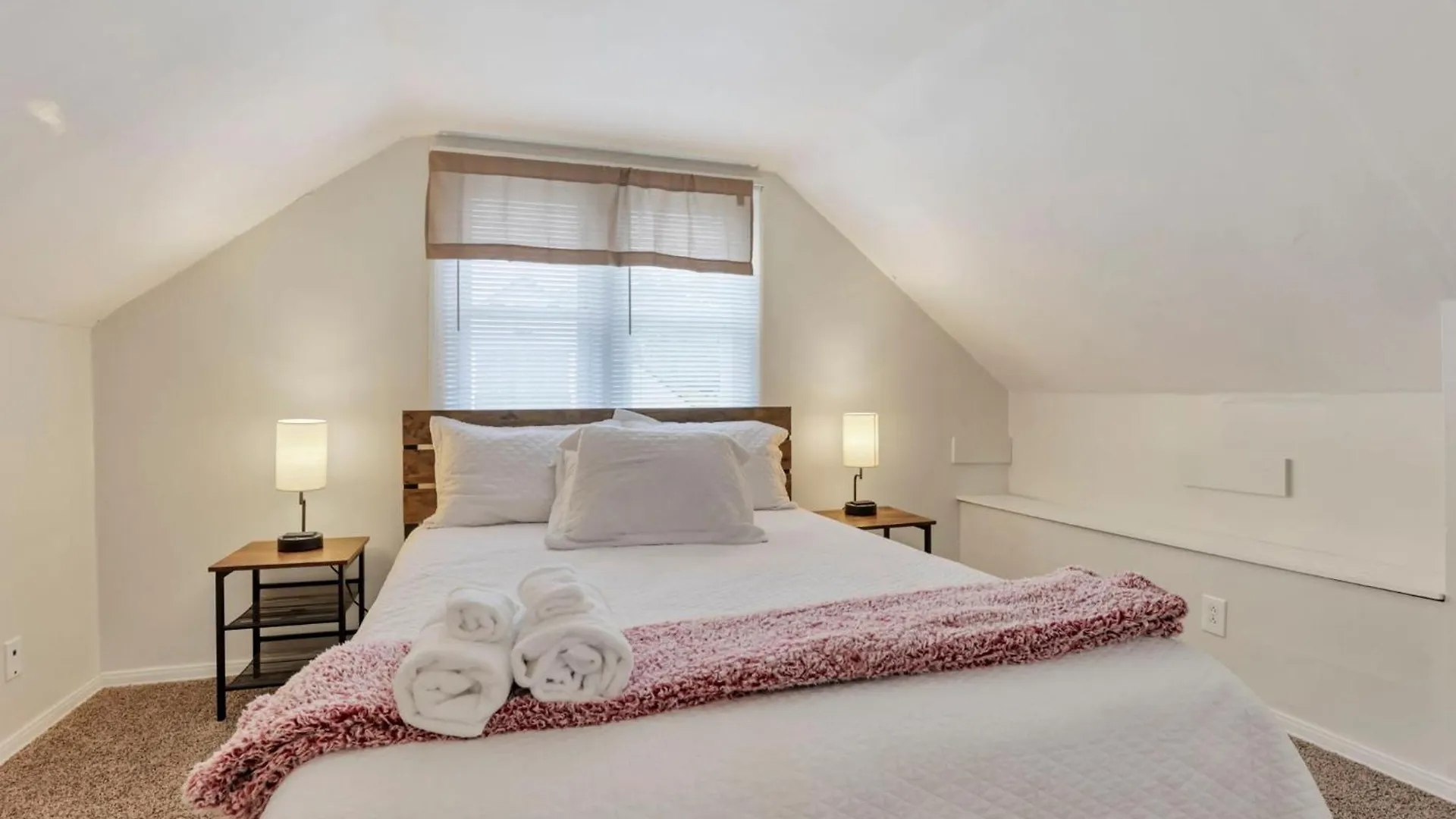 Housepitality - The Osu Hideaway - 4 Bedroom 5 Min From Osu Grandview Columbus